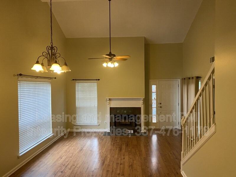 183 Steiner Rd #211 - Photo 4 of 20