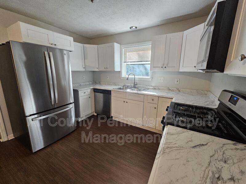6255 Beaver Creek Trl - Photo 5 of 17