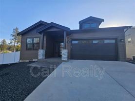 6208 N Windsor St - Photo 1 of 1