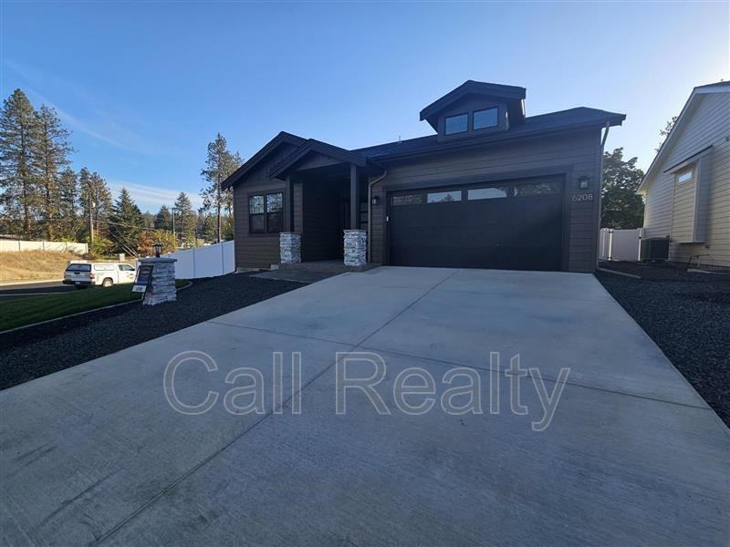 6208 N Windsor St - Photo 2 of 32