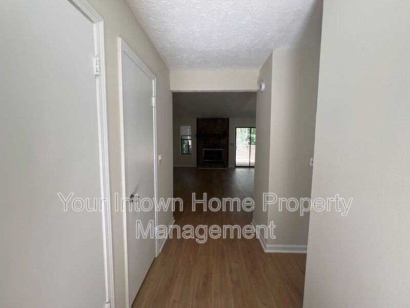 3352 Hogan Dr Nw - Photo 2 of 15