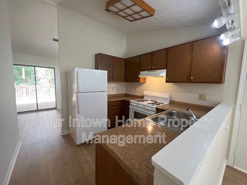 3352 Hogan Dr Nw - Photo 6 of 15