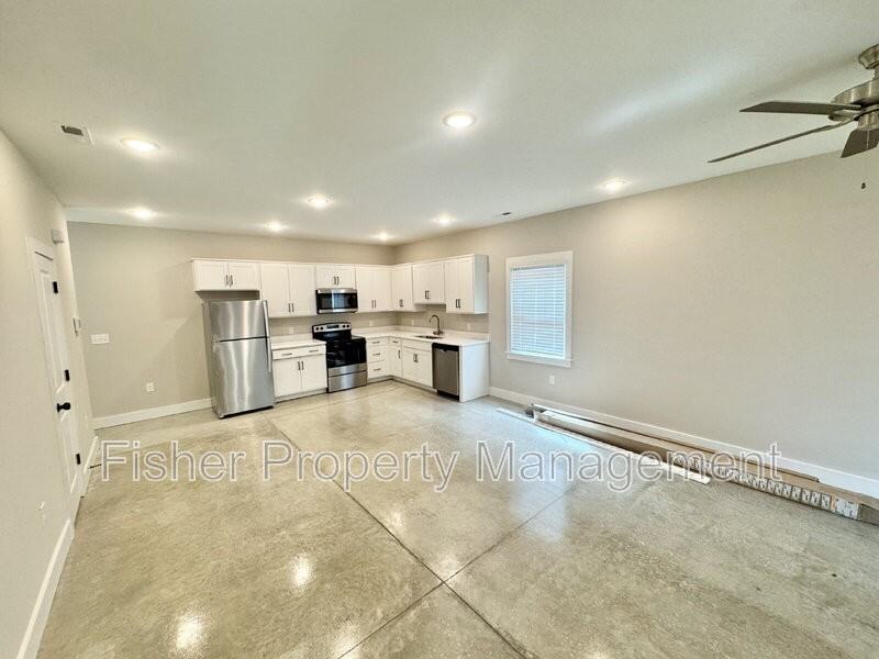 1412 Rogers St #1 - Photo 2 of 22