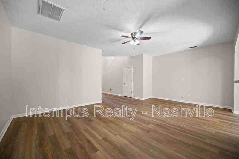 8715 Ambonnay Dr - Photo 5 of 35