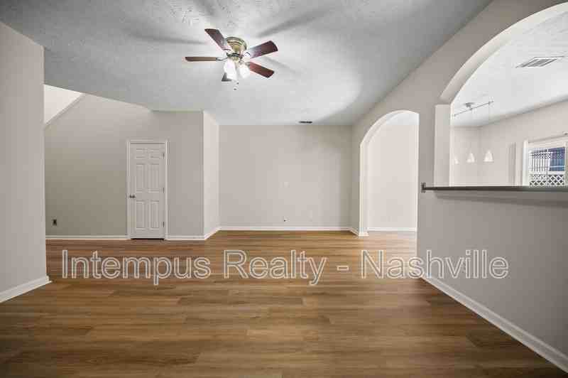 8715 Ambonnay Dr - Photo 6 of 35