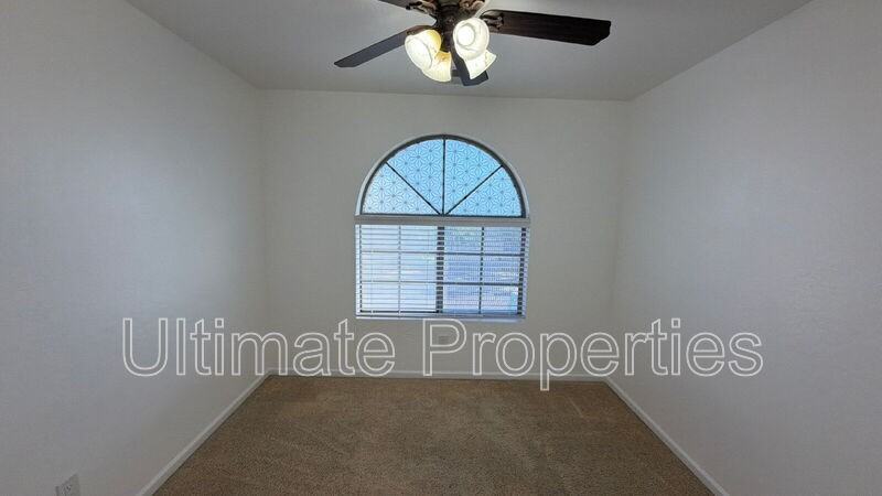 11486 W Austin Thomas Dr - Photo 3 of 10