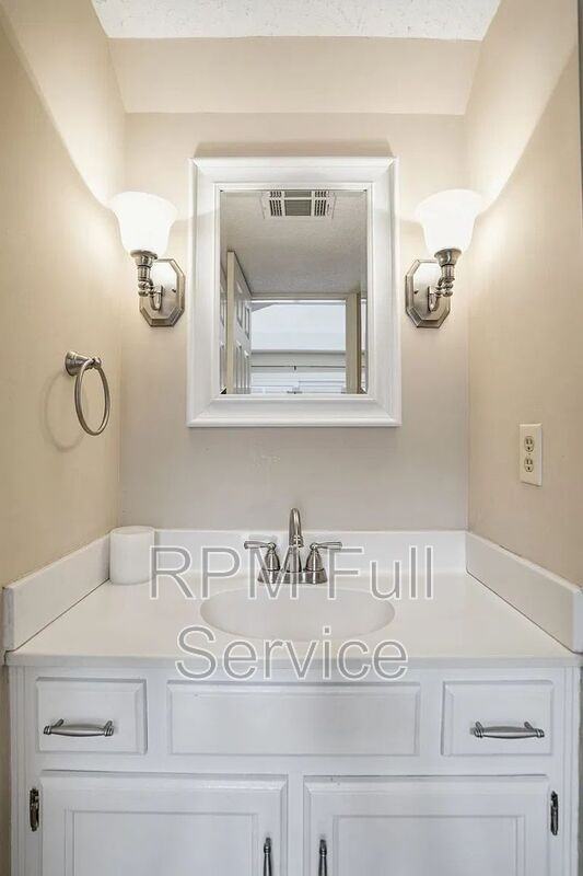 112 Meridian Ct - Photo 7 of 15