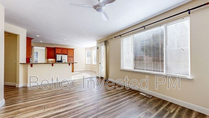 1363 Gordon Ln - Photo 3 of 44