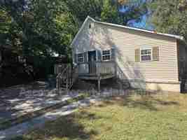 featured image of 319 N Highland Park Ave