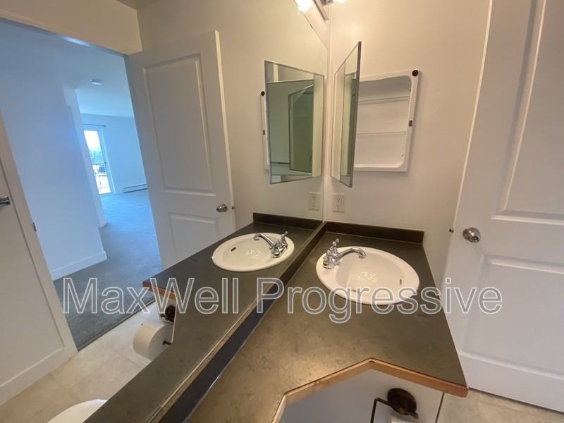 11325 83 St Nw #230 - Photo 3 of 19