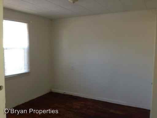 1231 S 35th St - Photo 2 of 7