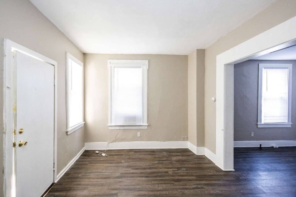 3926 Woodbridge Ave #2 - Photo 2 of 9