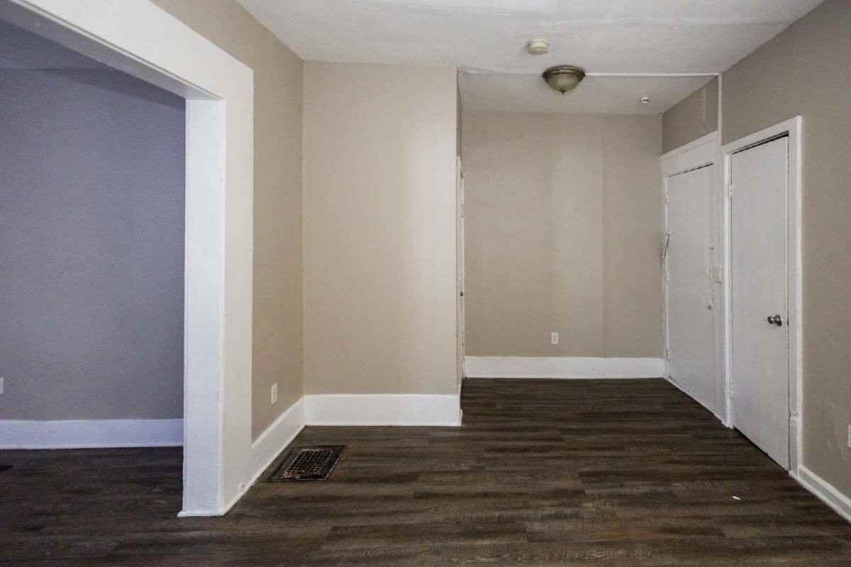 3926 Woodbridge Ave #2 - Photo 4 of 9