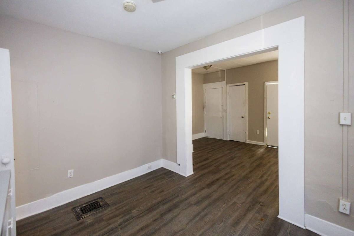 3926 Woodbridge Ave #2 - Photo 6 of 9