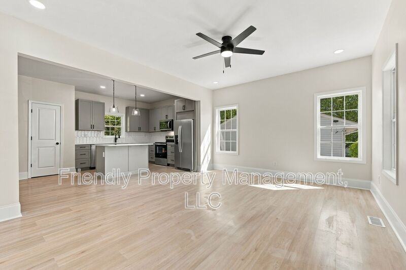 2306 Ford Pl - Photo 7 of 43