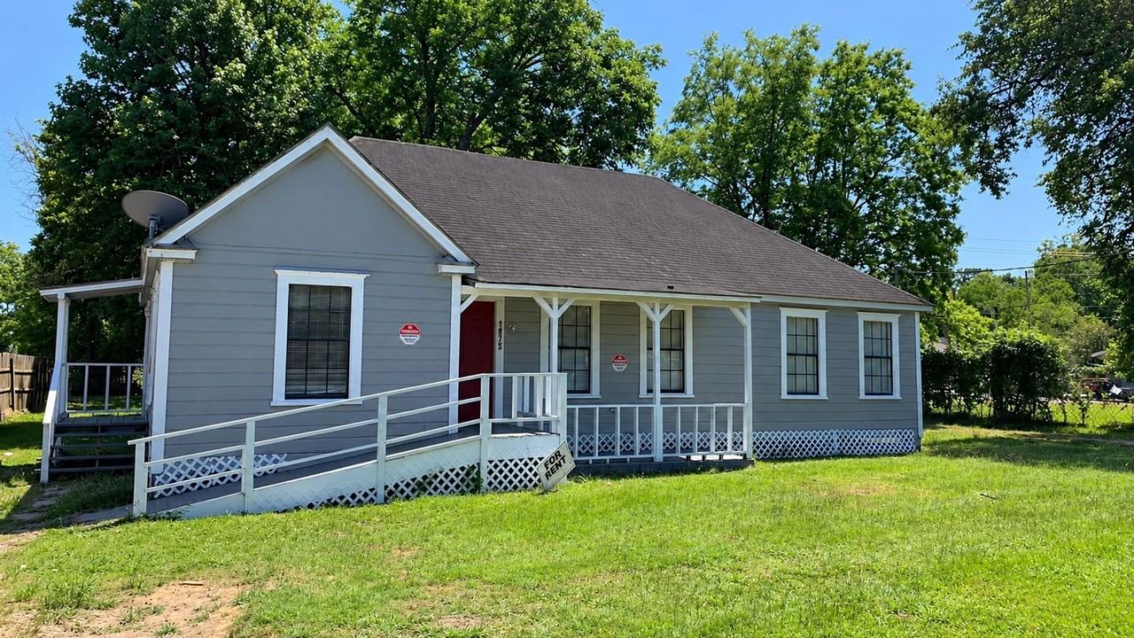 1875 Trinidad St