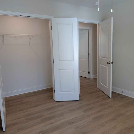 1009A W Elmwood Dr #1009A - Photo 4 of 6