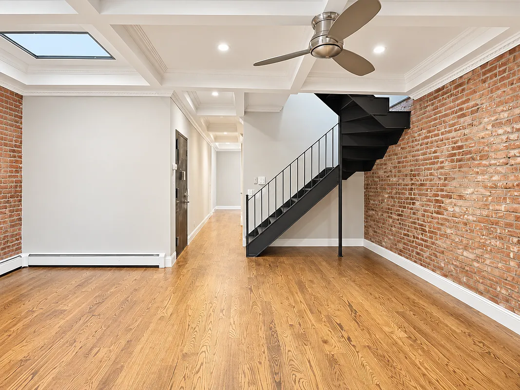 2071 Adam Clayton Powell Junior Boulevard #R3 - Photo 2 of 10