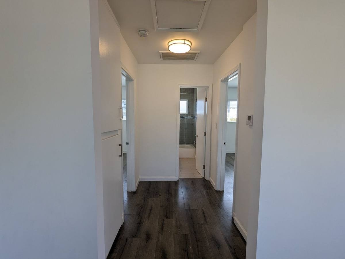2036 1/2 Chariton St #2 - Photo 6 of 16