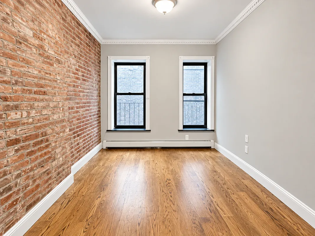 2071 Adam Clayton Powell Junior Boulevard #R3 - Photo 4 of 10