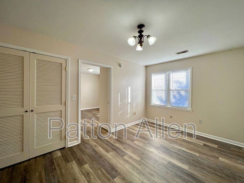 116 Hampton St #B - Photo 5 of 18