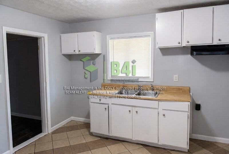 928 Needle Dr - Photo 2 of 21