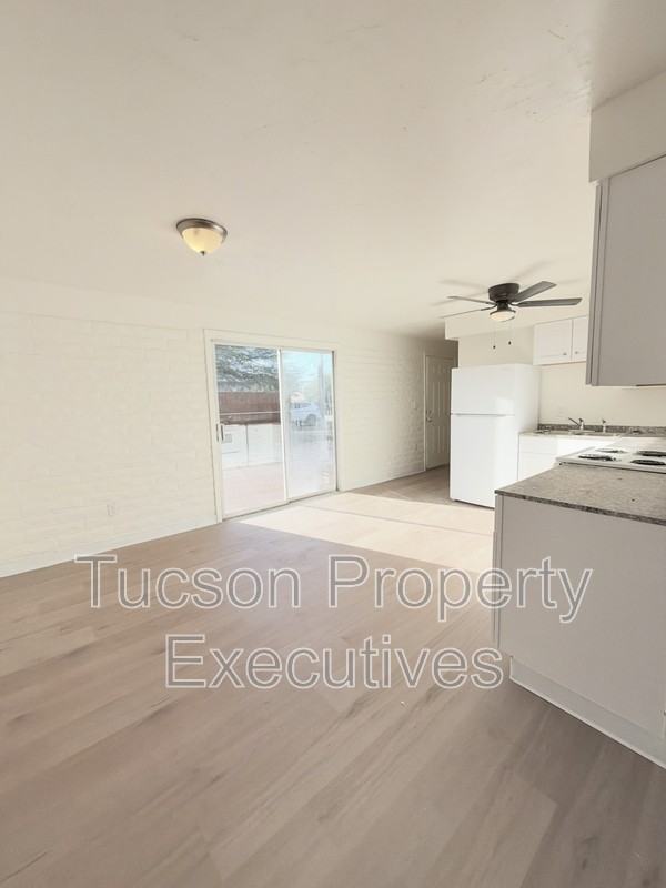 1607 N Highland Ave - Photo 4 of 20