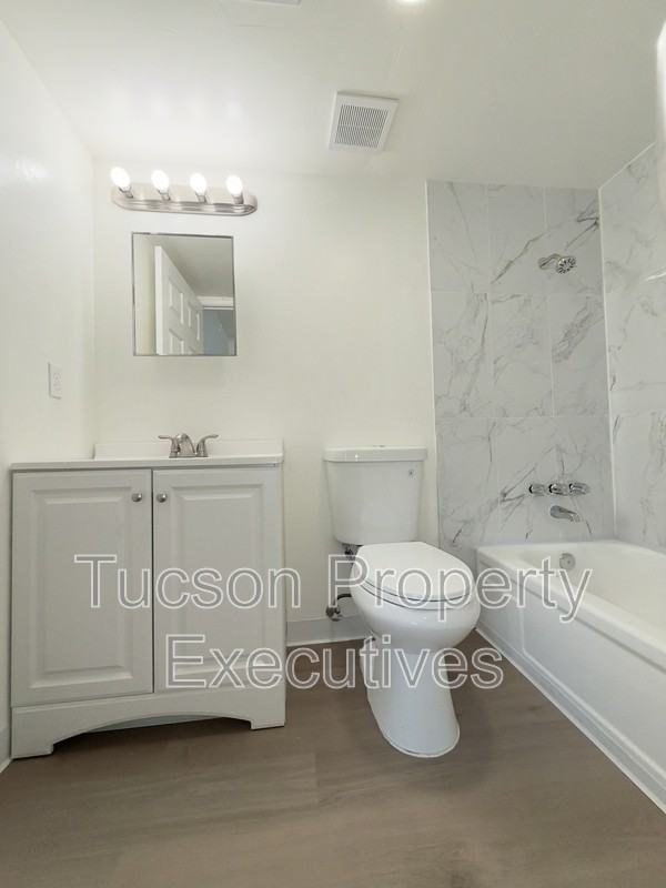 1607 N Highland Ave - Photo 6 of 20