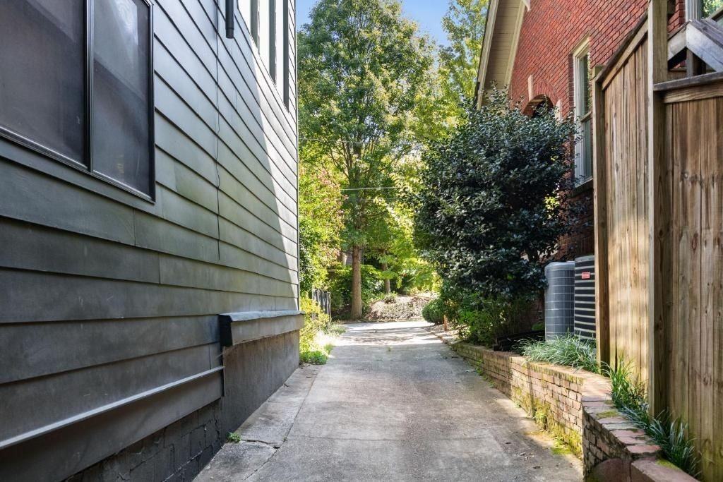 604 Linwood Ave Ne - Photo 6 of 50