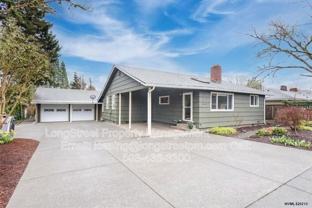 3610 Sw Oetjen Ave - Photo 1 of 1