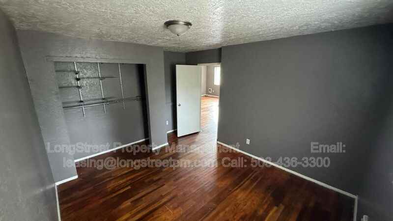5240 Sw Hillview Ave - Photo 5 of 13