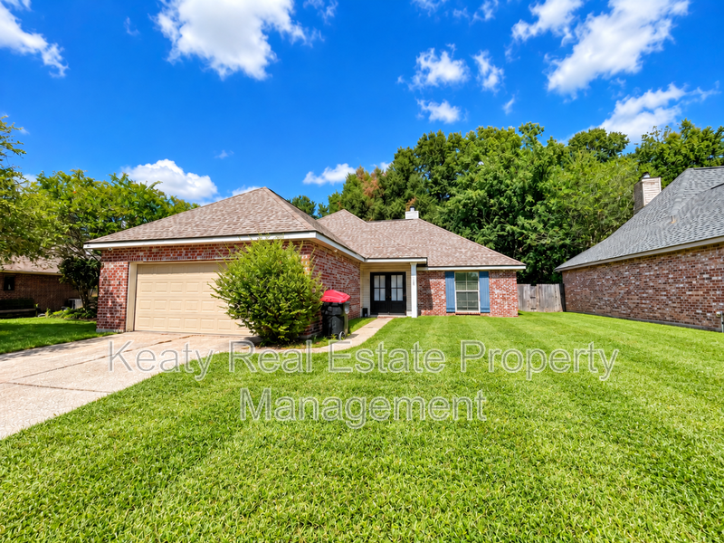 507 Lodge Dr - Photo 2 of 18