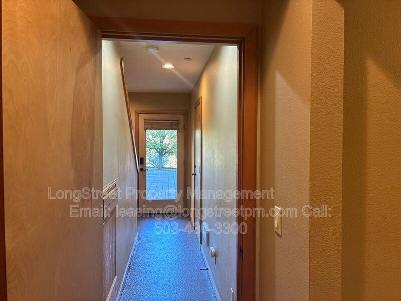 5123 S Corbett Ave - Photo 3 of 28