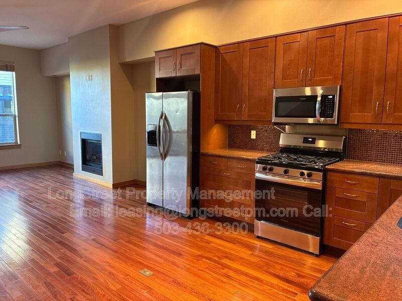 5123 S Corbett Ave - Photo 4 of 28