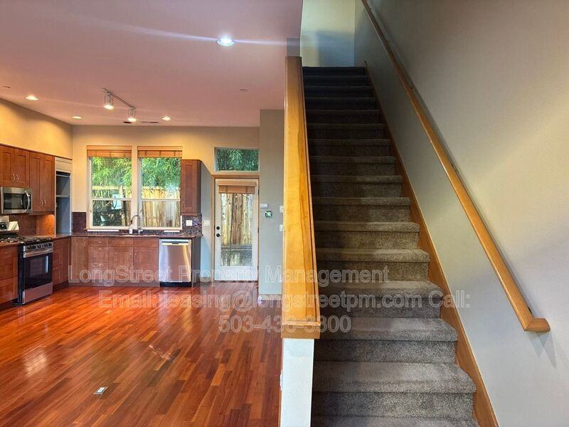 5123 S Corbett Ave - Photo 6 of 28