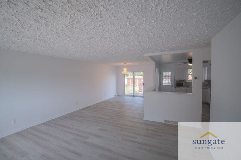 7902 Montwood Rd - Photo 6 of 42