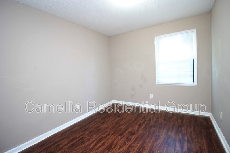 8021 1st Ave S - Photo 6 of 8