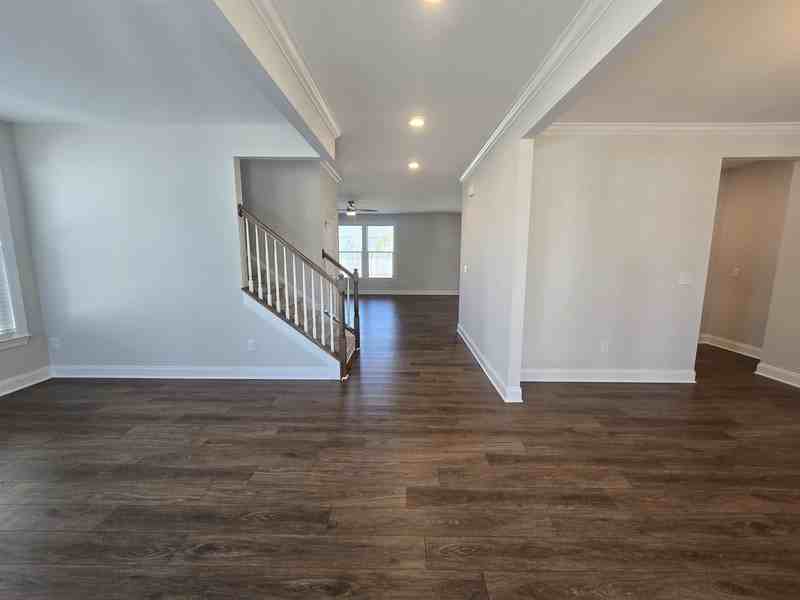 421 Hawkeye Dr - Photo 6 of 50