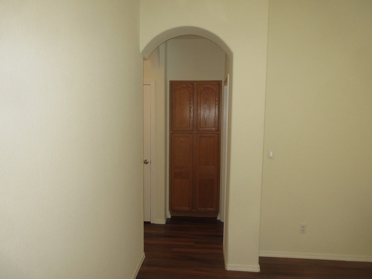 7228 Boxwood Ave Ne - Photo 7 of 41