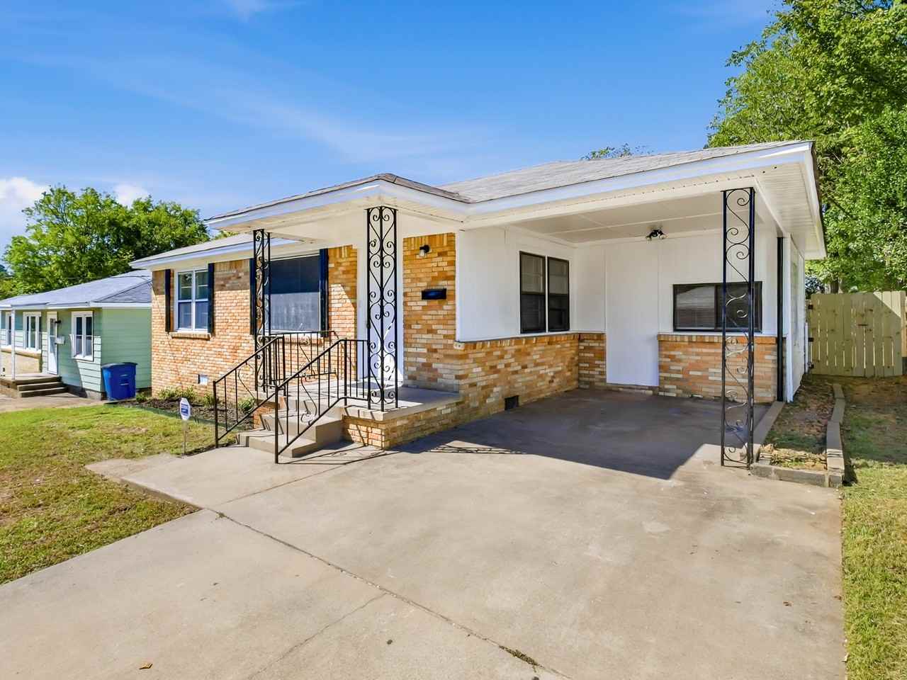 2 Hays Ct - Photo 2 of 17