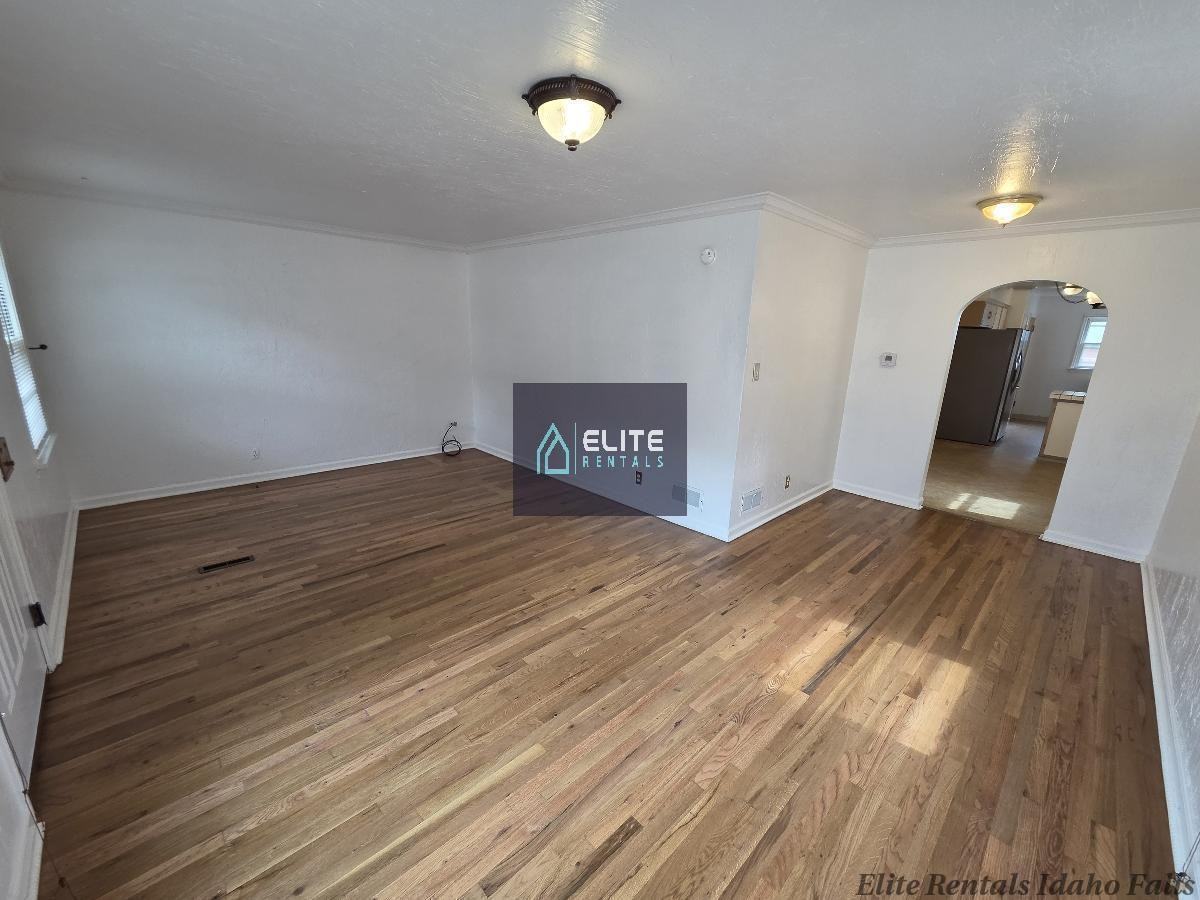 120 N Ridge Ave - Photo 5 of 19