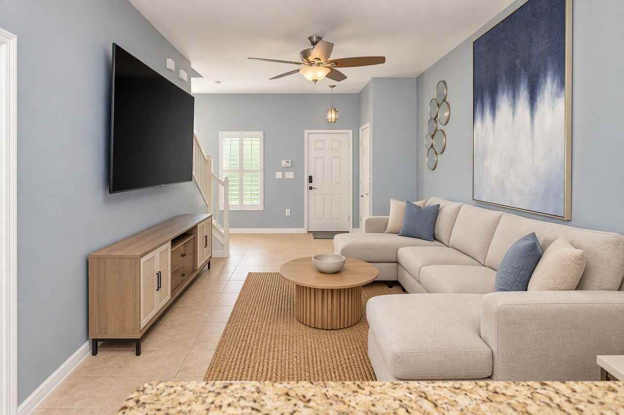 2709 Lantern Hill Ave - Photo 3 of 21