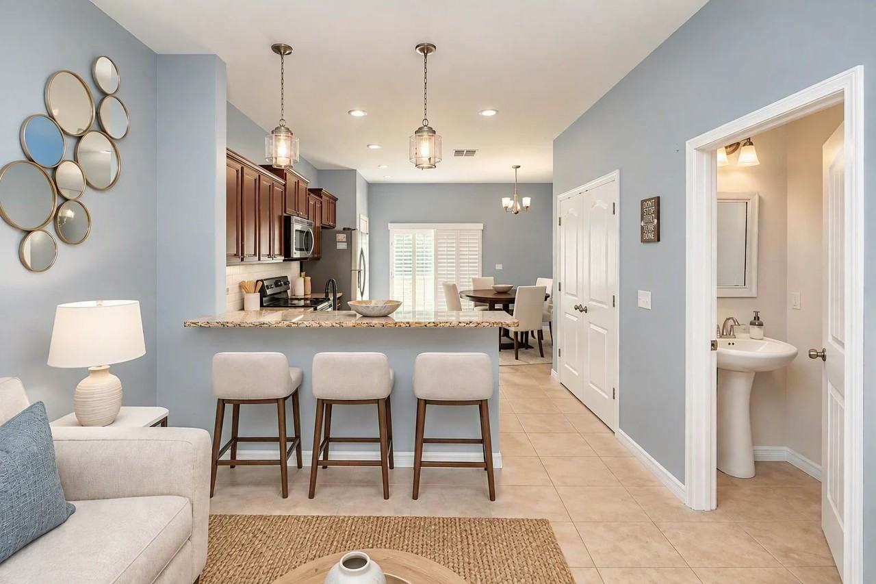 2709 Lantern Hill Ave - Photo 4 of 21