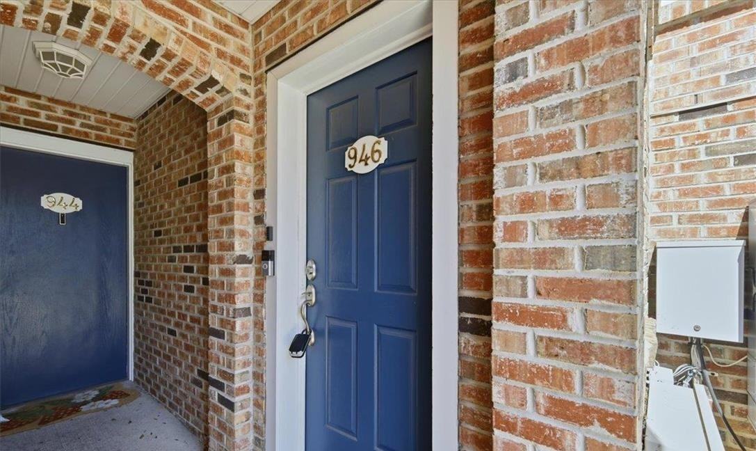 946 Nittany Ct - Photo 3 of 31