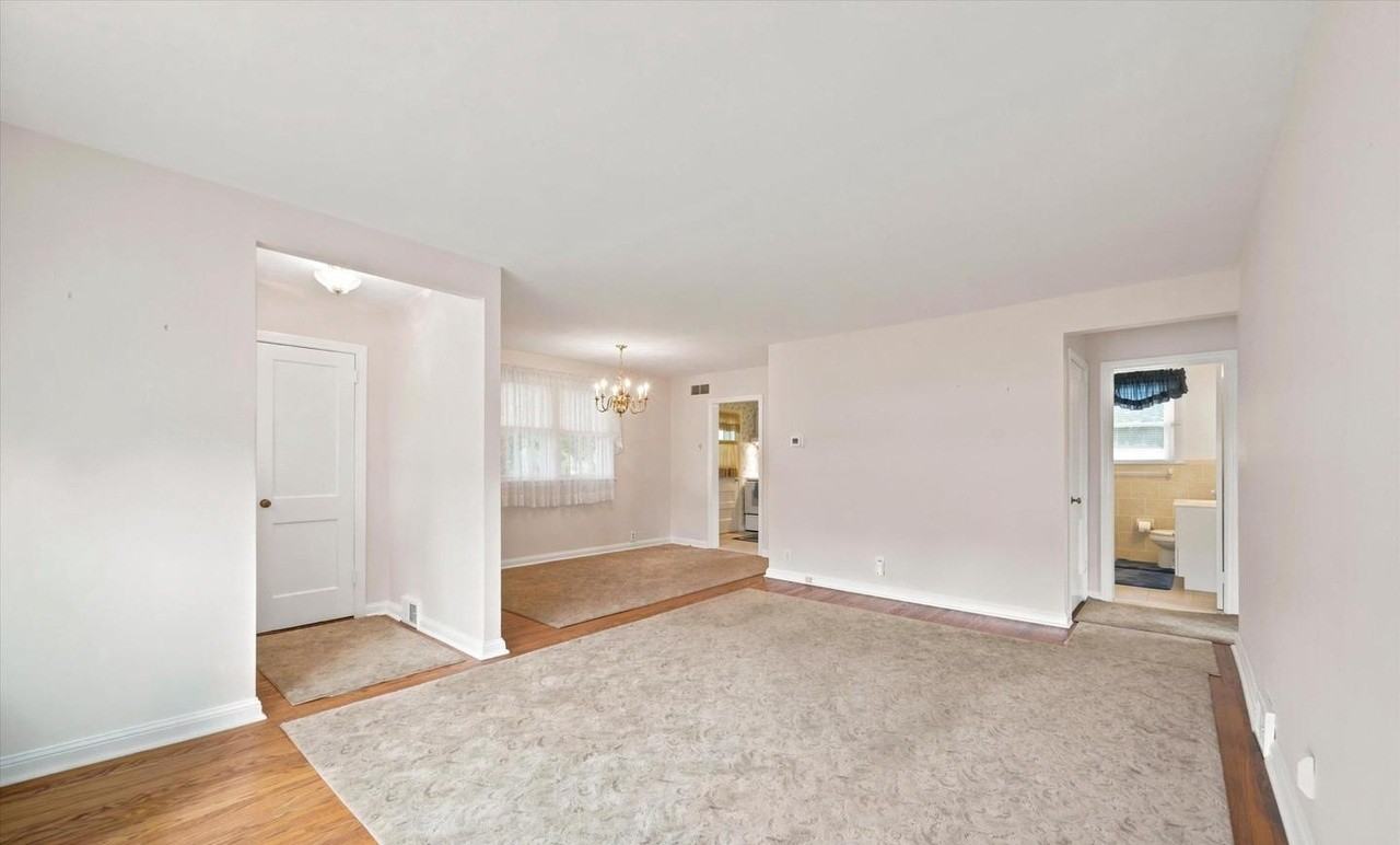 105 Harmil Rd - Photo 6 of 16