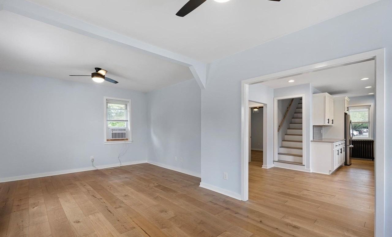 419 Mcfarlan Rd - Photo 2 of 24