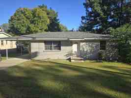 featured image of 412 Graham Rd