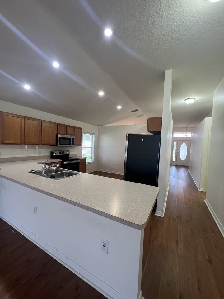 7228 Crested Orchid Dr - Photo 7 of 20