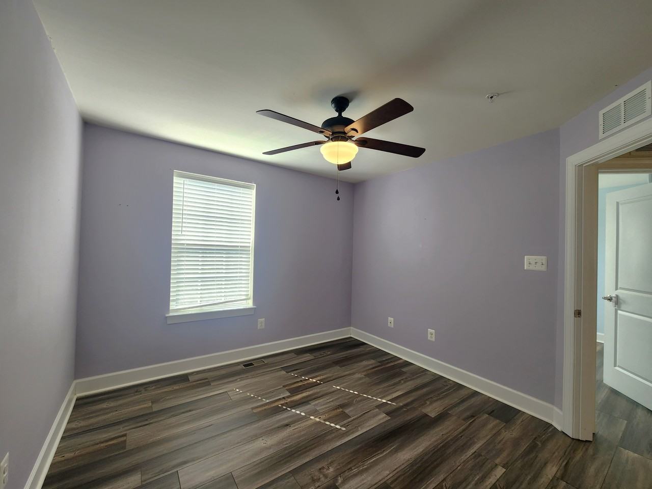 9157 Fox Stream Way - Photo 7 of 40