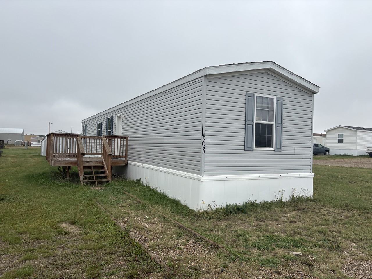 503 Sunrise Ln